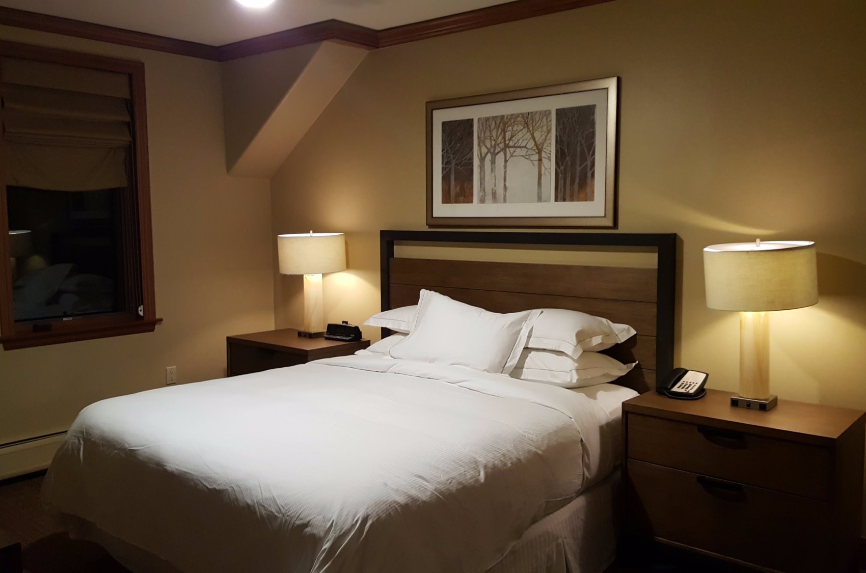 Hilton Grand Vacations Valdoro Mountain Lodge Bedroom
