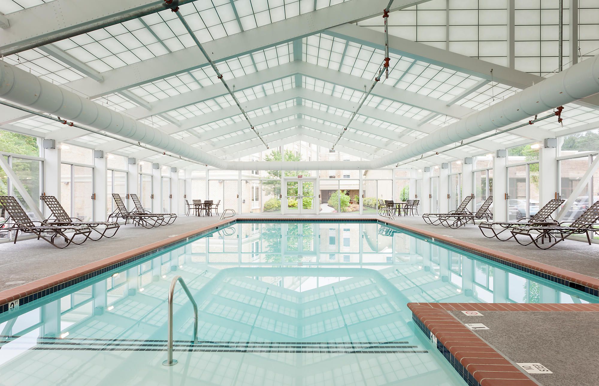 Bluegreen Vacations Patrick Henry Square Indoor Swimming Pool