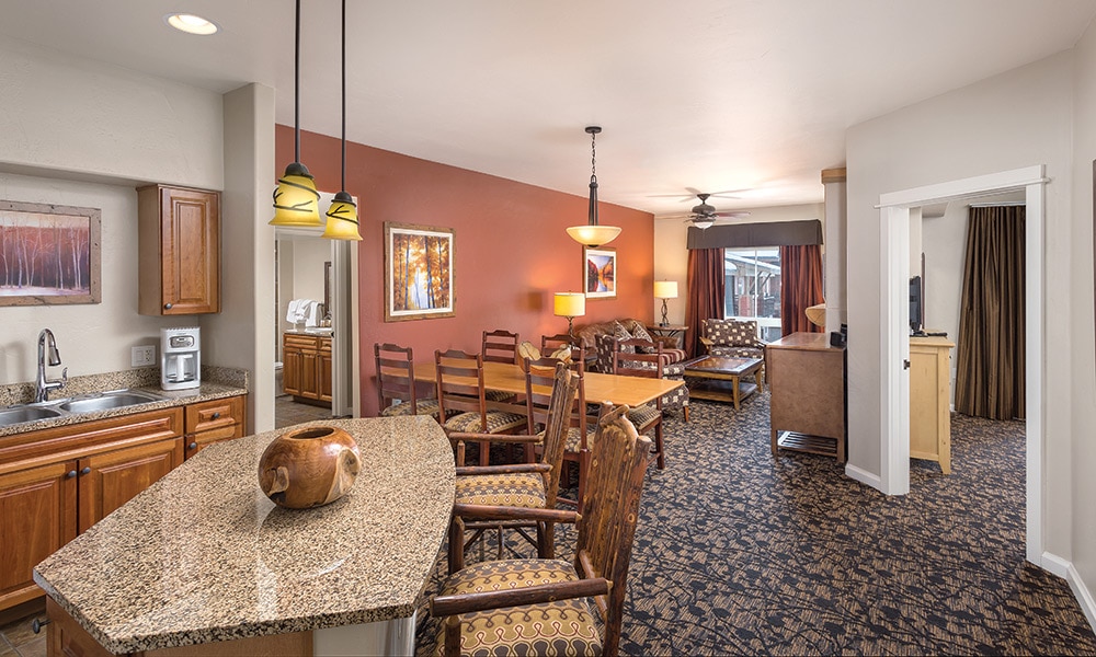 Club Wyndham Steamboat Springs Living and Kitchen