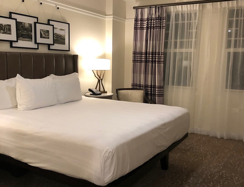 Disney's Saratoga Springs Resort and Spa Single Bedroom