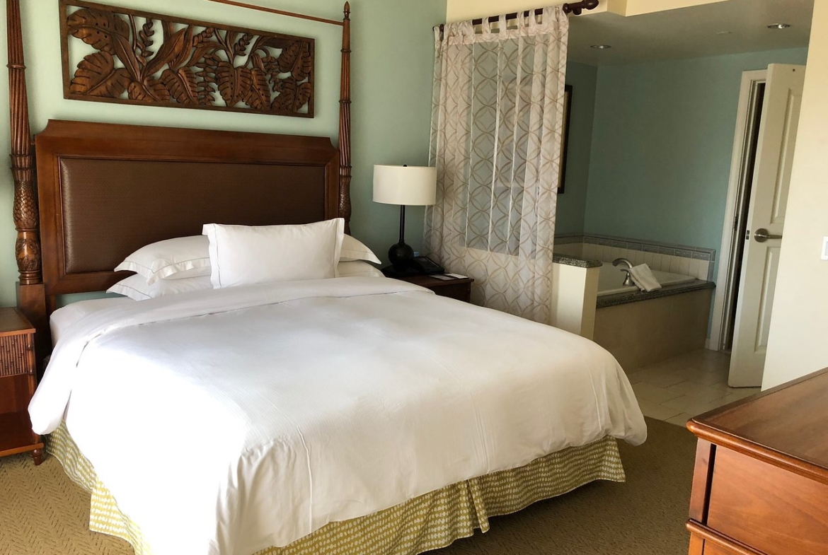 Grand Waikikian by Hilton Grand Vacations Bedroom