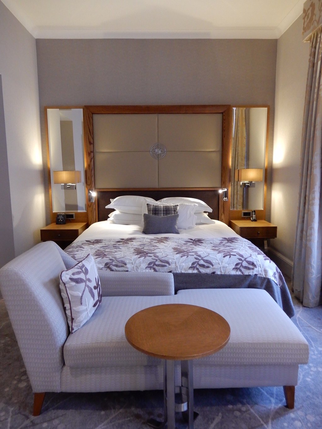 Hilton Grand Vacations at Craigendarroch Suites Bed