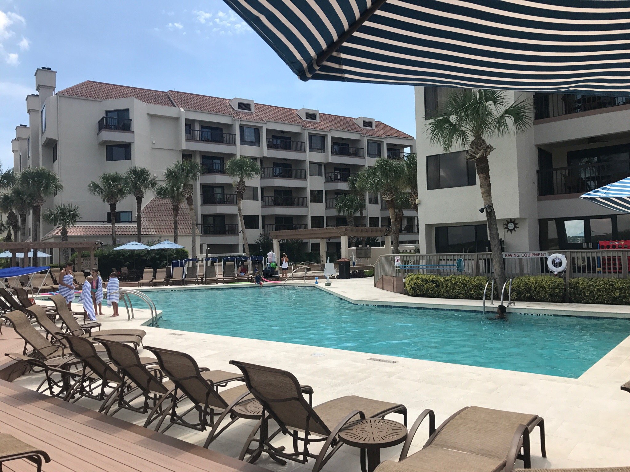 Marriott's Sunset Pointe At Shelter Cove Pool
