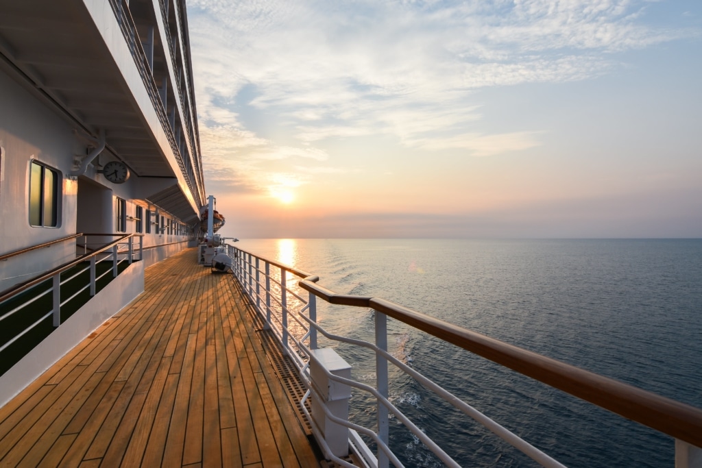 rci cruise ships at sea