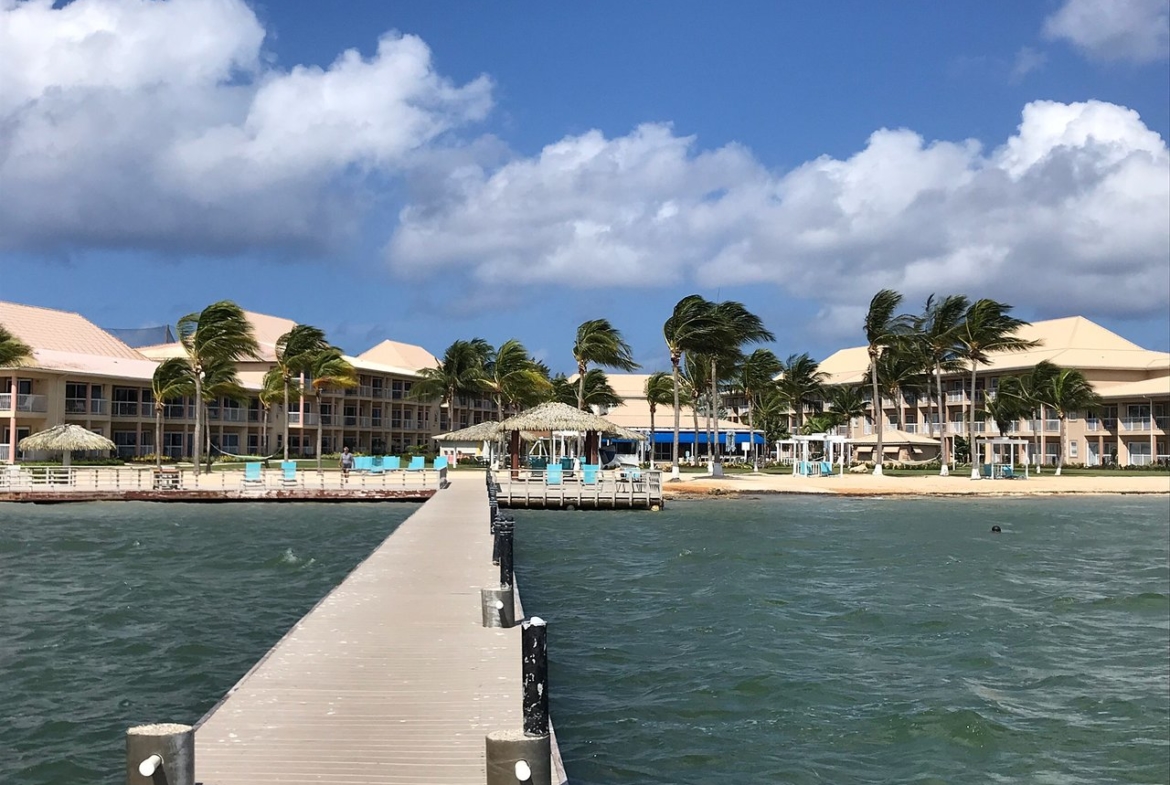Grand Caymanian Resort Exterior