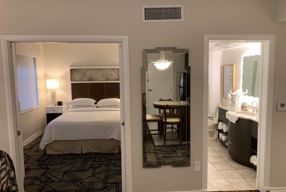 Hilton Grand Vacations at McAlpin-Ocean Plaza Bed and Bath