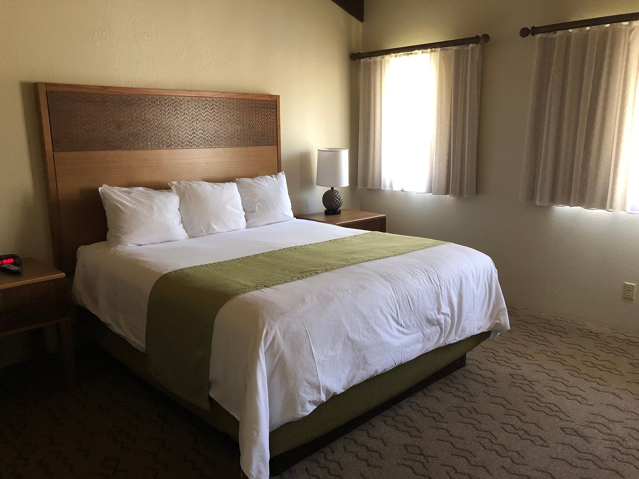 Kona Coast Resort Single Bed