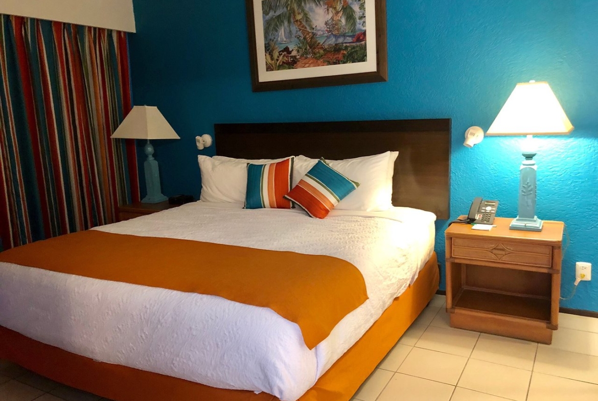 Casa Del Mar Beach Resort Bedroom