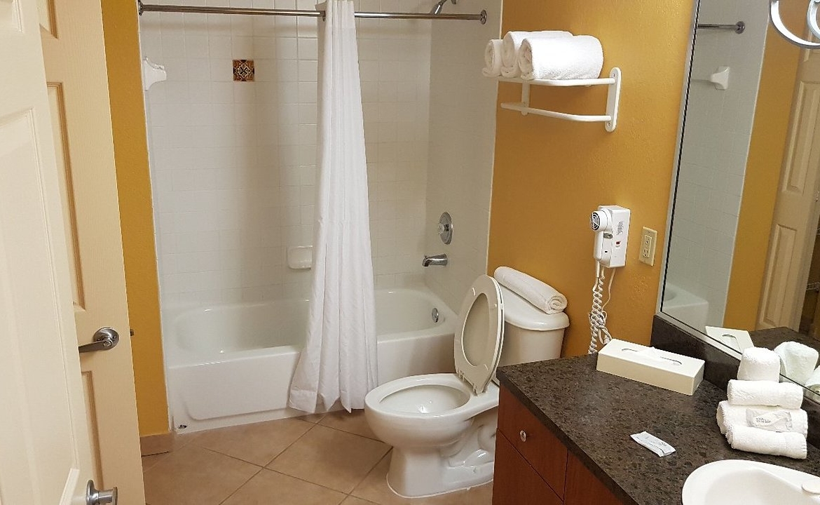 Mizner Place at Weston Town Center Bathroom