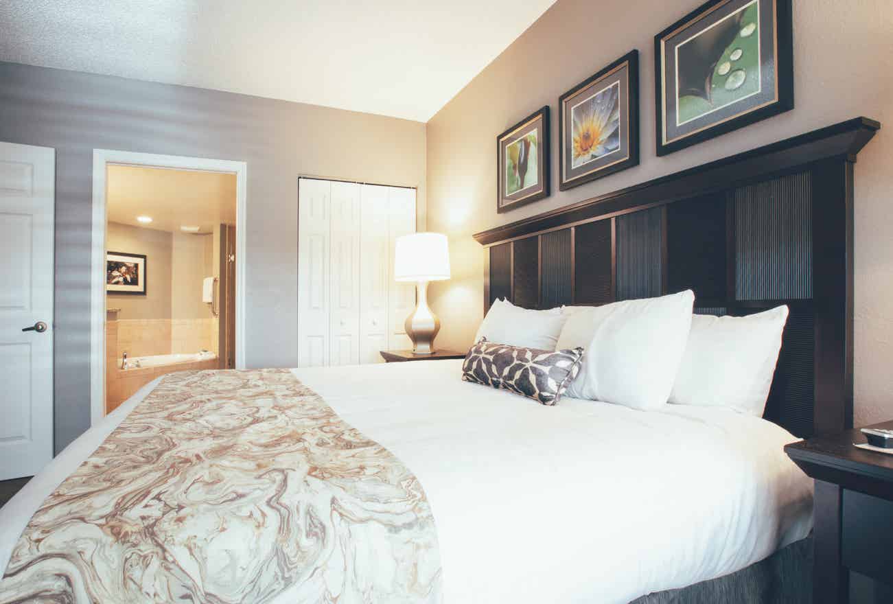 Orange Lake Resort – North Village Holiday Inn Club Vacations Bedroom