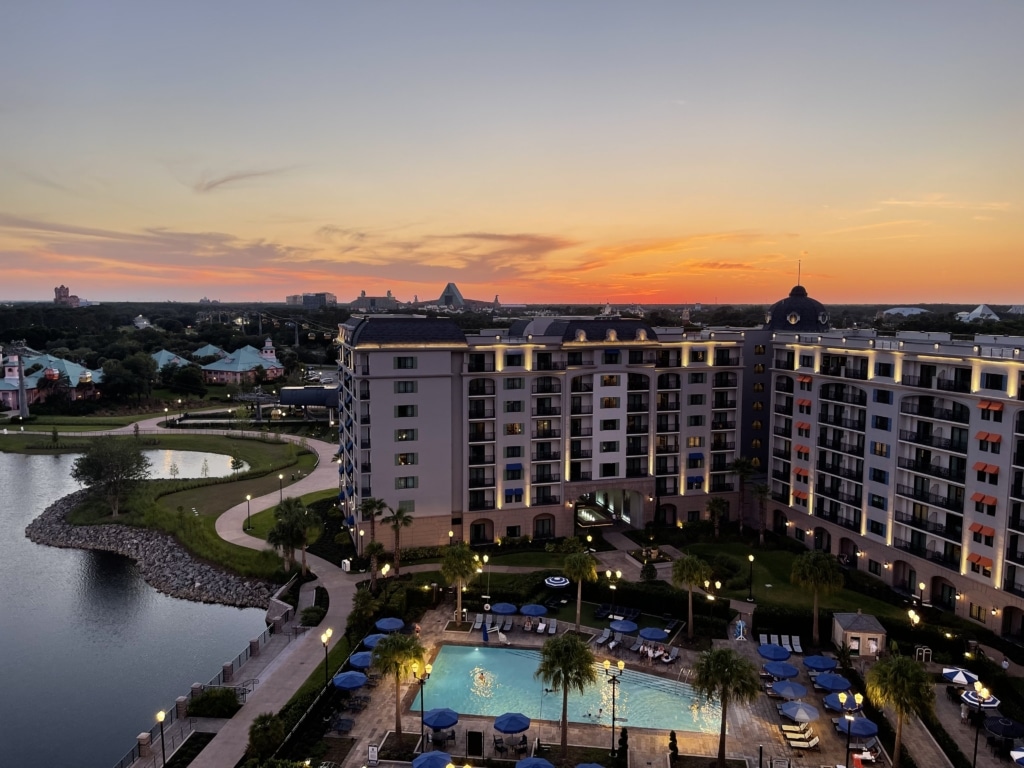 Save Up to 25% at Disney Resorts