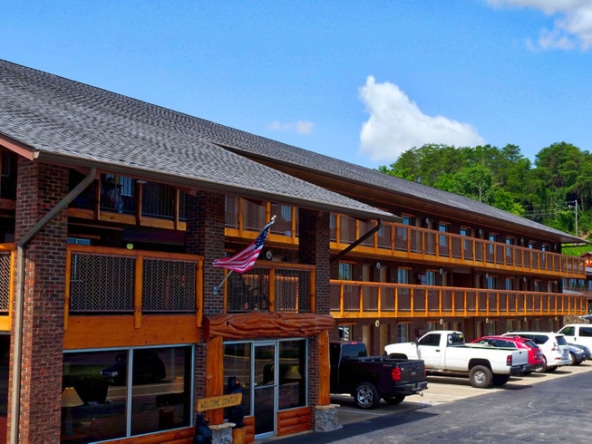 wild bear inn westgate resorts pigeon forge timeshares for sale