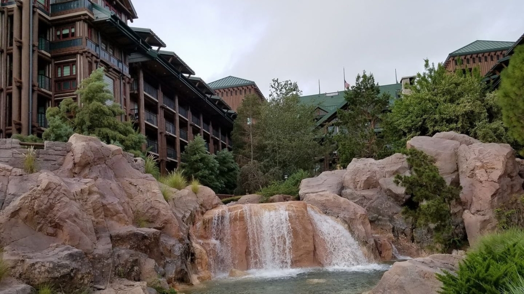 Disney’s Boulder Ridge Villas At Wilderness Lodge Exterior Water Feature