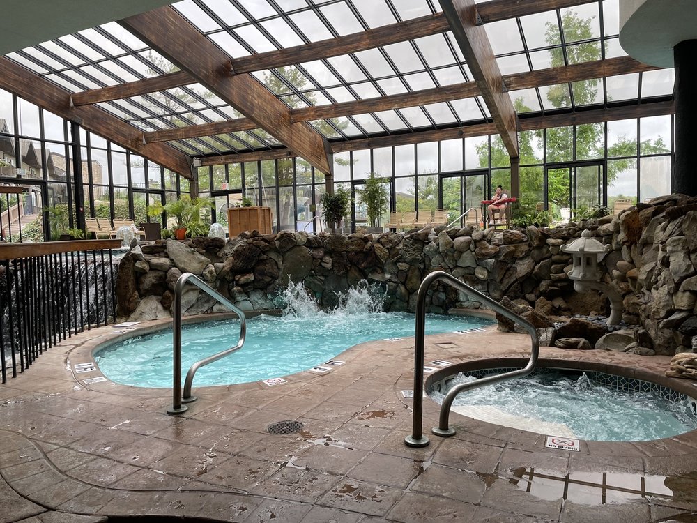 The Resort Club At Minerals Resort And Spa Hot Tubs