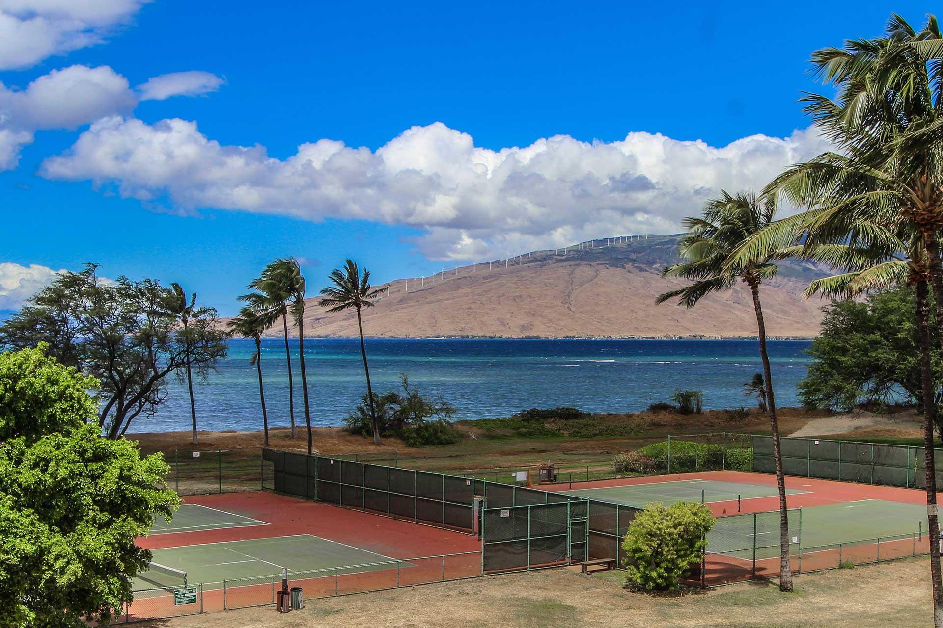 Maui Schooner tennis view