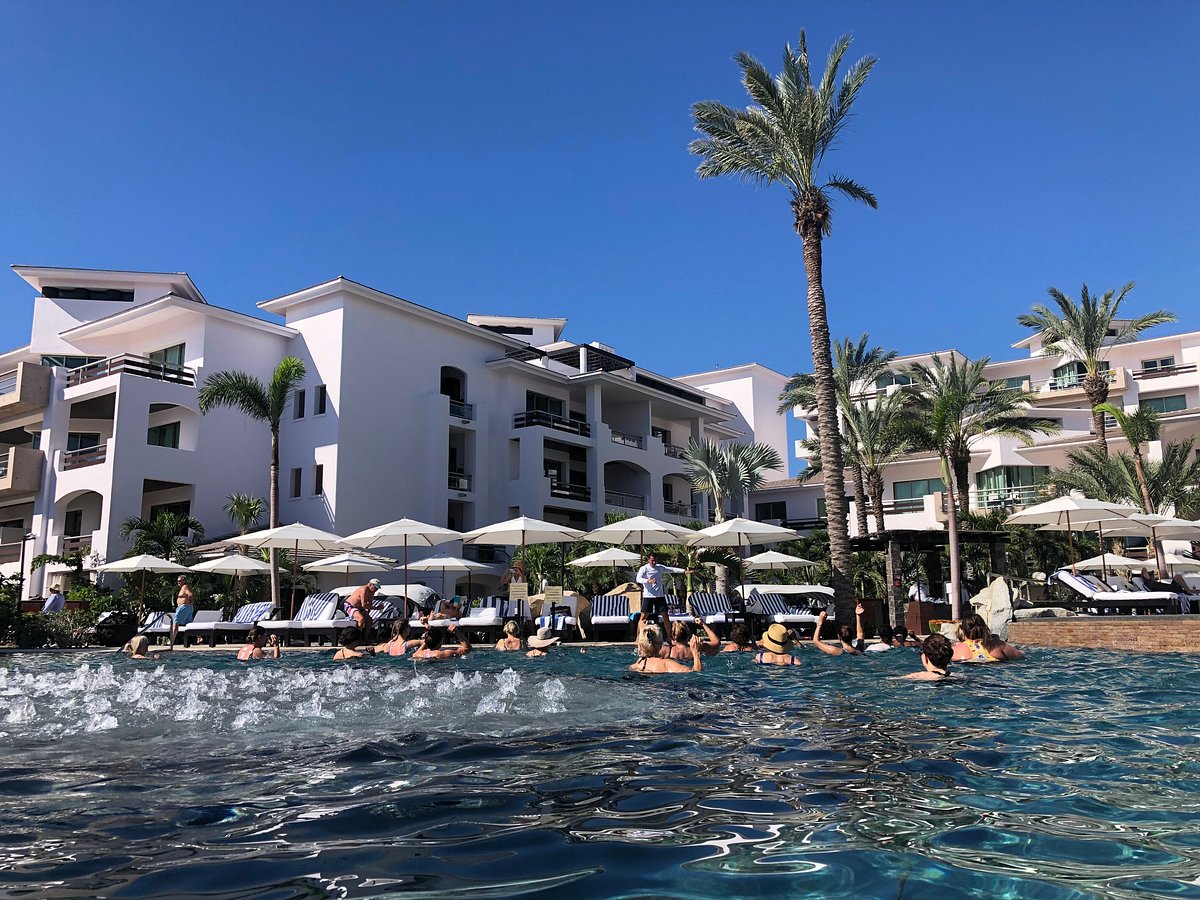 Cabo Azul Resort & Spa Pool