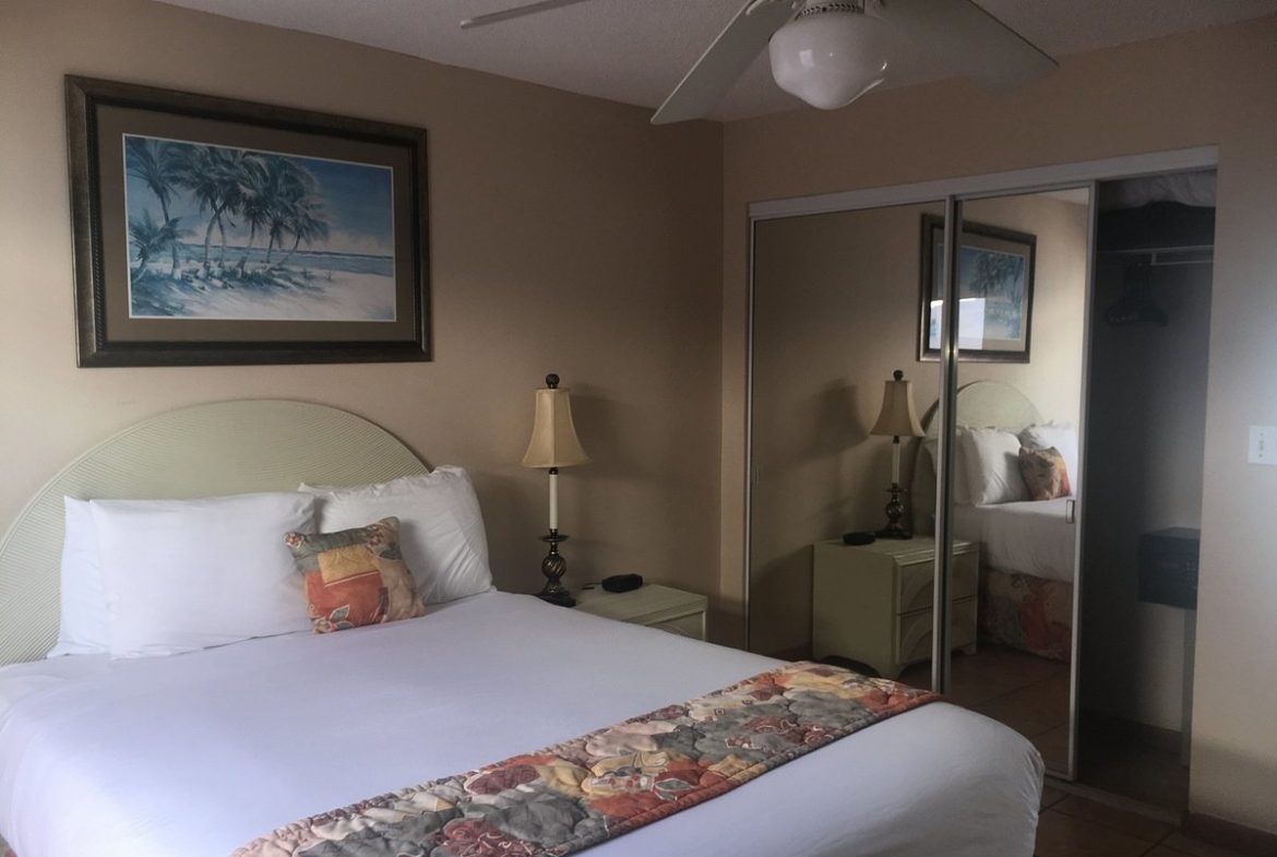 Island Seas Resort Bedroom