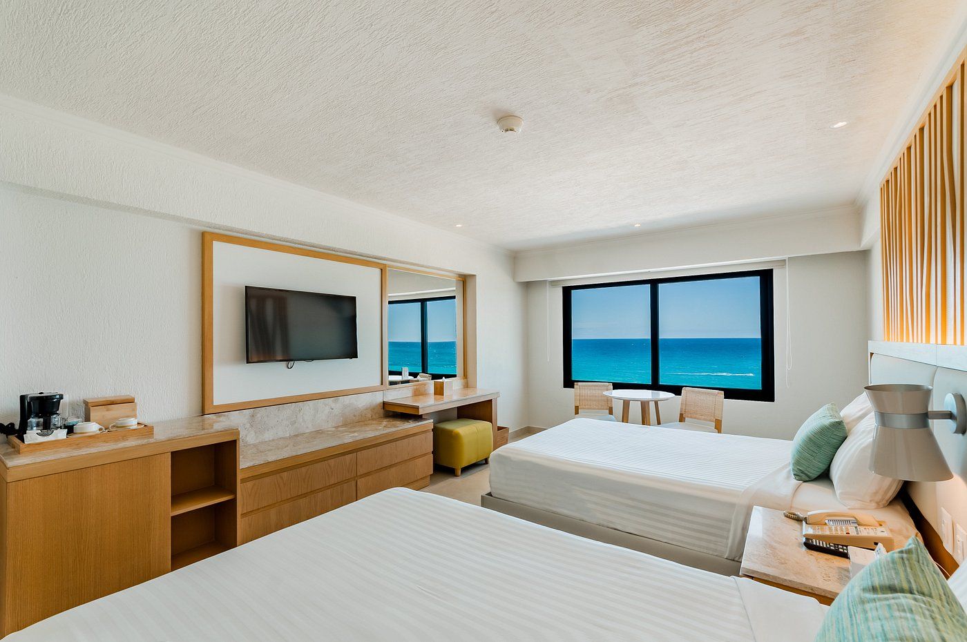 Royal Solaris Cancun Double Bed