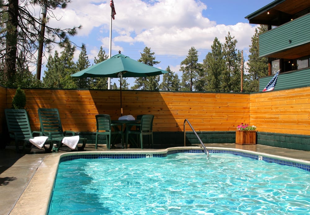 Snow Lake Lodge Pool