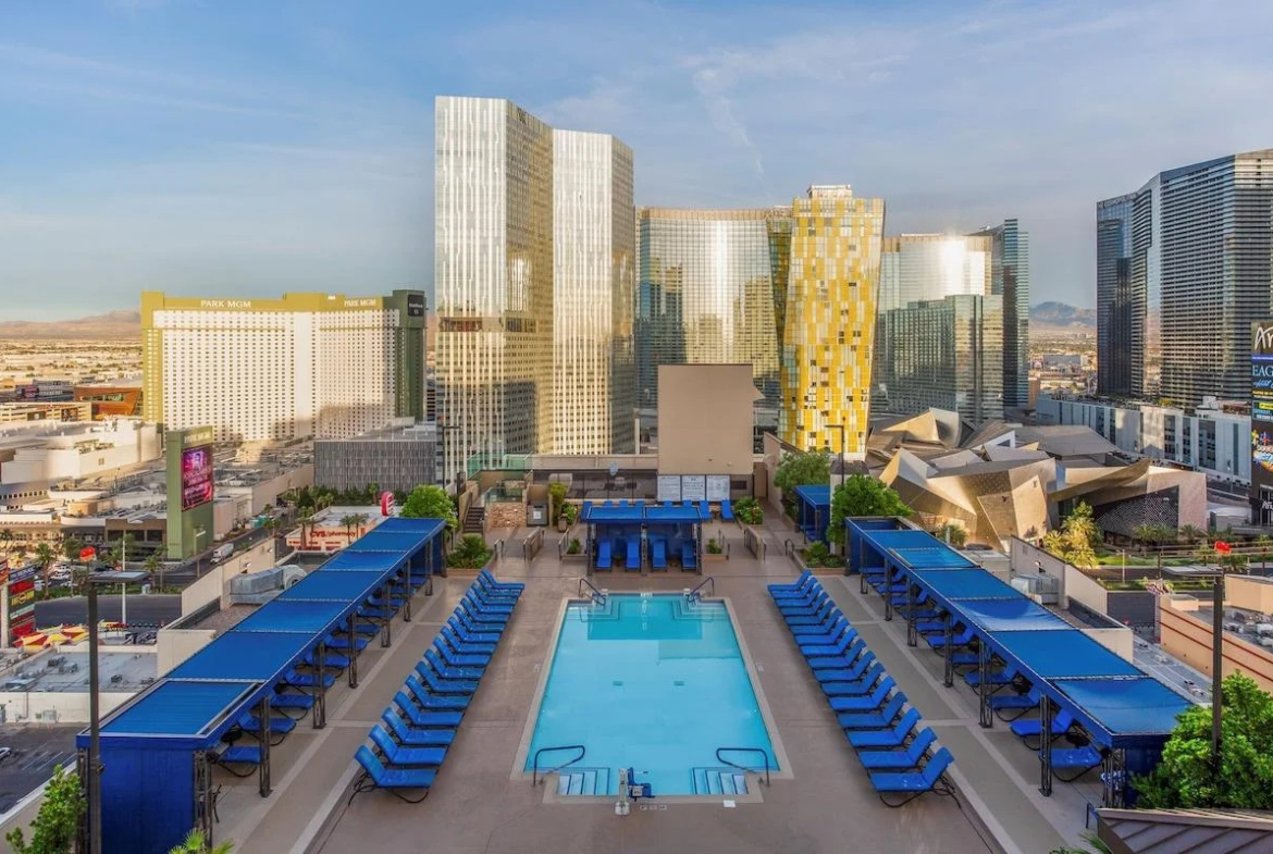 Hilton Vacation Club Polo Towers Las Vegas Pool